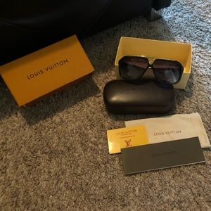 New Louis Vuitton (possible Replicas)